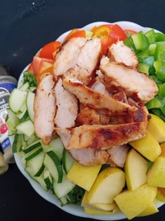 A picture of Chicken salad.