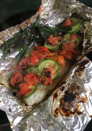 Una foto de Pescado con jengibre y verduras al vapor
