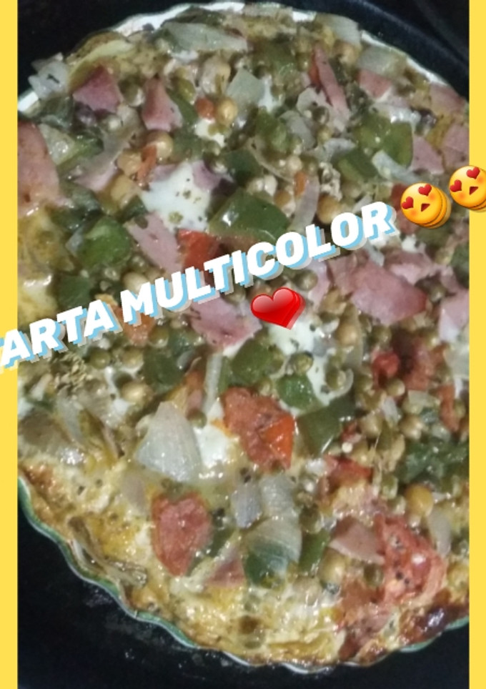 Una foto de Tarta Multicolor de jamón y verduras 😍😍😍❤