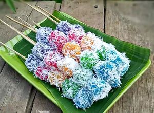 Foto resep Sate Singkong Pelangi a.k.a Sunduk Urut khas Sidoarjo/Cenil Singkong