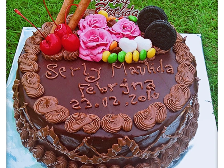 Cara Gampang Menyiapkan Resep  Kue ulang tahun coklat leleh yang Sempurna, Enak