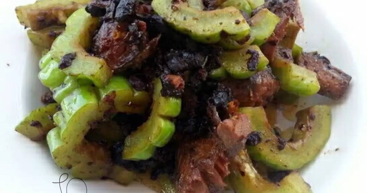Bitter Gourd With Black Bean Mackerel Recipe by Lyii G Cookpad