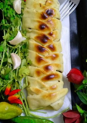 A picture of Beef mayo bread.