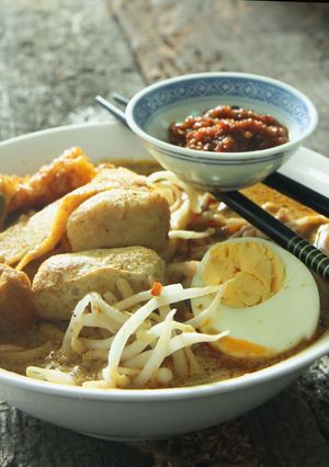 Curry Mee(Best Fish Curry Ever) রেসিপির প্রধান ছবি