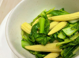玉米筍拌青江菜 的食譜成品照片
