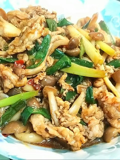 醬燒鴻禧菇肉片 的食譜成品照片