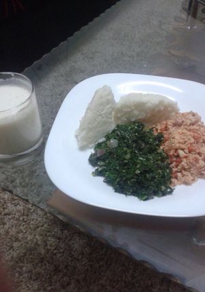 A picture of Skuma wiki served with ugali and eggs.