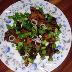 A picture of Soya sauce pepper chicken.