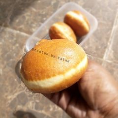 A picture of Ring doughnuts.
