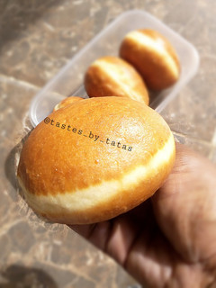 A picture of Ring doughnuts.