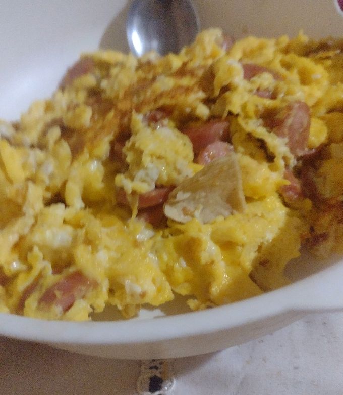 Una foto de Huevo con salchichas
