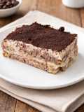 Ketogén tiramisu mandulalisztes piskótával – cukormentes, alacsony szénhidráttartalmú desszert