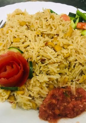 A picture of Chane ki daal pulao.