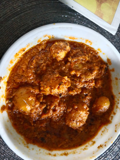 दम आलू(DUM ALOO RECIPE IN HINDI) रेसिपी मुख्य फोटो