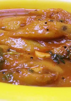 A picture of Sweet and Sour Mango Curry.