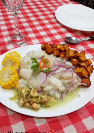 Una foto de Ceviche de lenguado✨