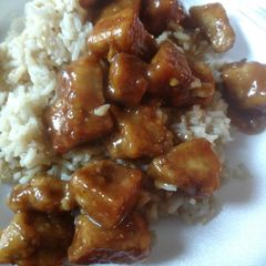 A picture of Orange chicken.