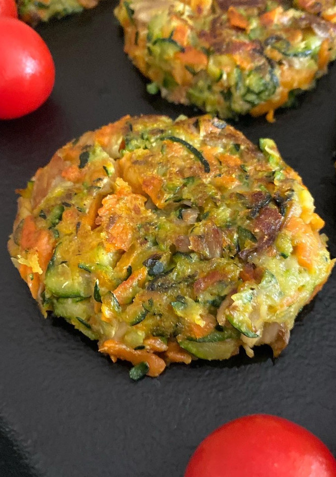 Una foto de 🥕🥒 Hamburguesas de verduras 🥒🥕