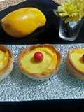 Mini mango tart