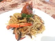 Una foto di pasta melanzana