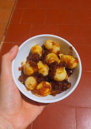 Hình của món Trứng cút chiên sốt me.