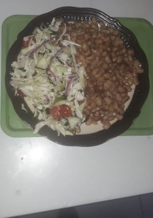 A picture of Fresh beans and veggie.