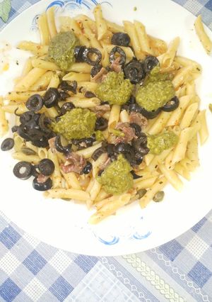 Una foto de Macarrones al pesto