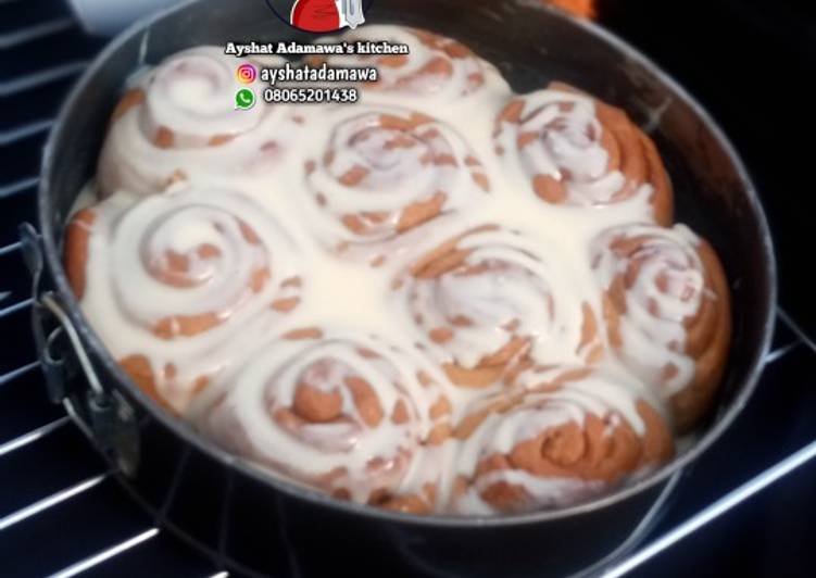 Easiest Way to Prepare Any-night-of-the-week Cinnamon roll