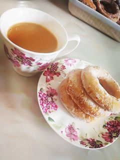 صورة لوصفة دونات لذيذه بمكونات بسيطه 😋😋