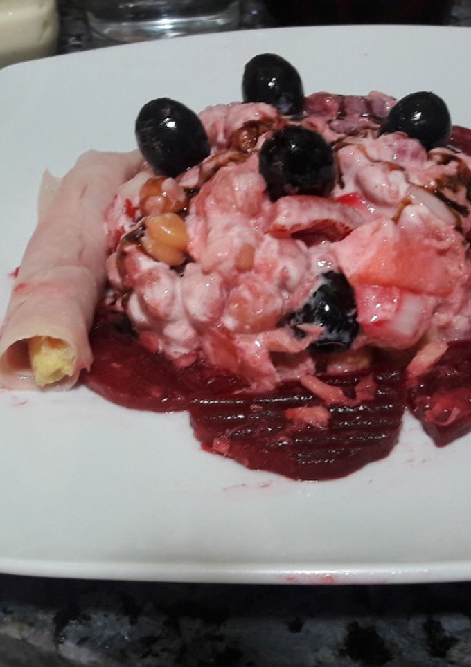 Una foto de Ensalada de Garbanzos con remolacha