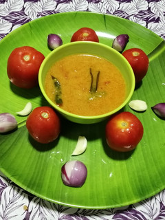 தக்காளி குருமா (Thakkaali kuruma recipe in tamil) செய்முறை முக்கிய புகைப்படம்