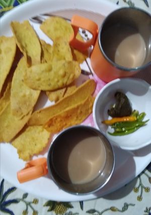 A picture of फाफडा.