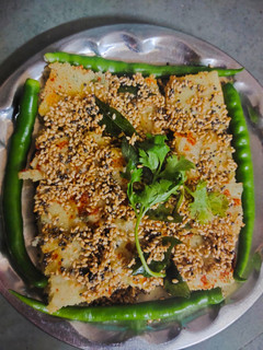 પાલક ના ઢોકળા (ગુજરાતી વાનગી) (Spinach Dhokla Recipe In Gujarati) રેસીપી મુખ્ય ફોટો