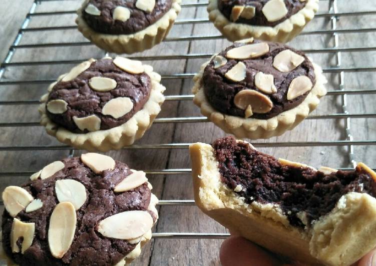 Bagaimana Membuat Pie brownies mocaf (gluten free) #pr_anekapie yang Sempurna