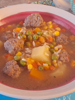 Una foto de Carbonada de albóndigas