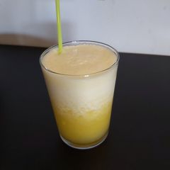 A picture of Pineapple smoothie.