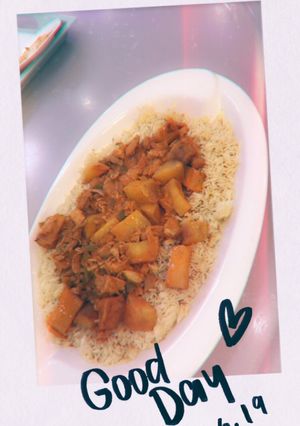 صورة لوصفة دجاج وبطاطا مع الأرز
