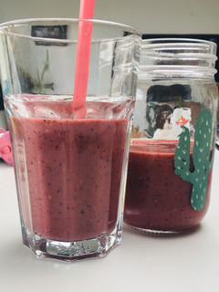 A picture of Raspberry smoothie.
