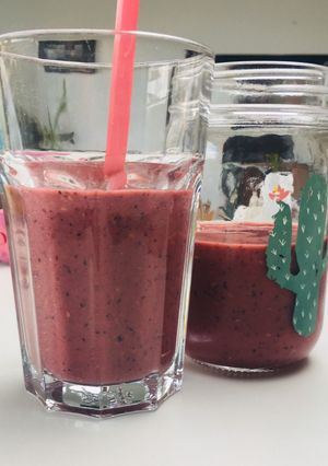 A picture of Raspberry smoothie.