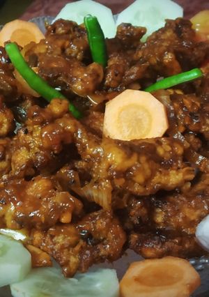 রেস্টুরেন্ট স্টাইল ক্রিস্পি চিকেন (Restaurant style crispy chicken recipe in Bengali) রেসিপির প্রধান ছবি