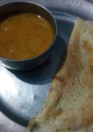 A picture of Sambar dosa.