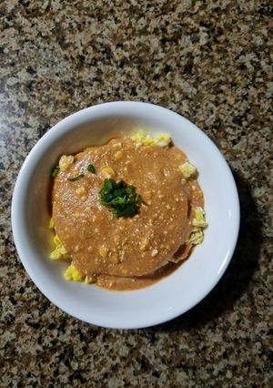 Una foto de Huevitos con caldillo