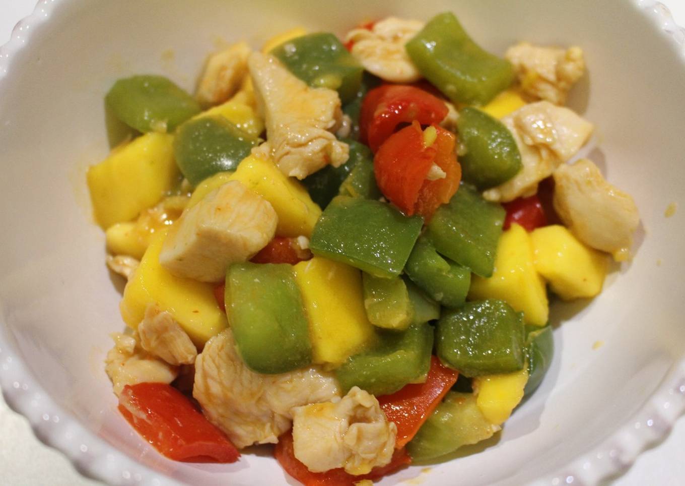 Chili Mango Chicken Stir-fry