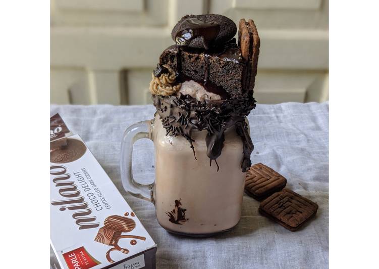 Easiest Way to Make Ultimate Chocolate Freak Shake