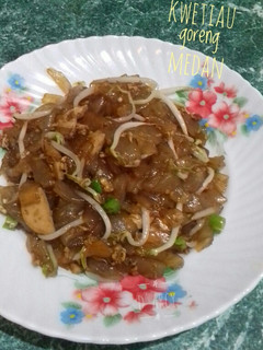 Foto resep #27 - Kwetiau Goreng Medan