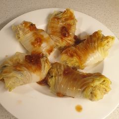 Vegan cabbage rolls A picture of Vegan cabbage rolls.