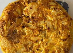 Una foto de Tortilla de patatas (papas) Tortilla española