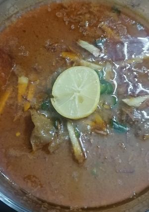 A picture of Nihari.
