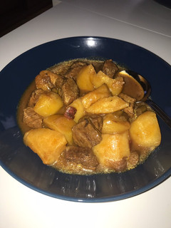 Una foto de Patatas con carne