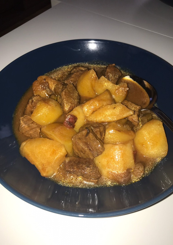 Una foto de Patatas con carne